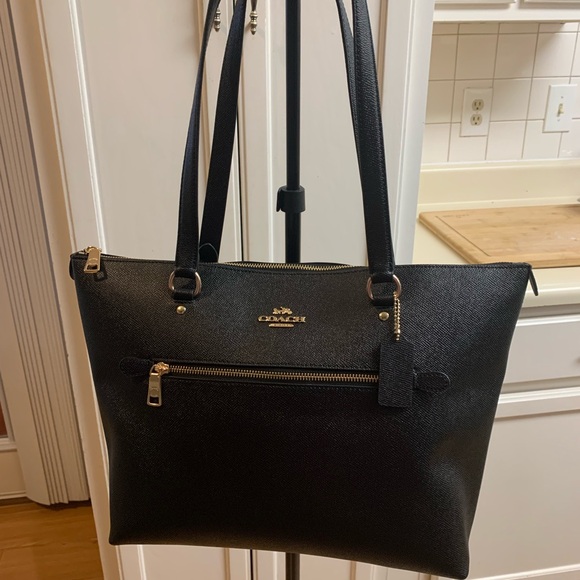 New black authentic tote coach New York bag . - Picture 4 of 10